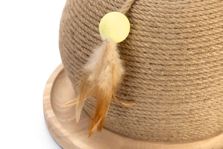 Designed by Lotte Kratz- und Spielball Mila